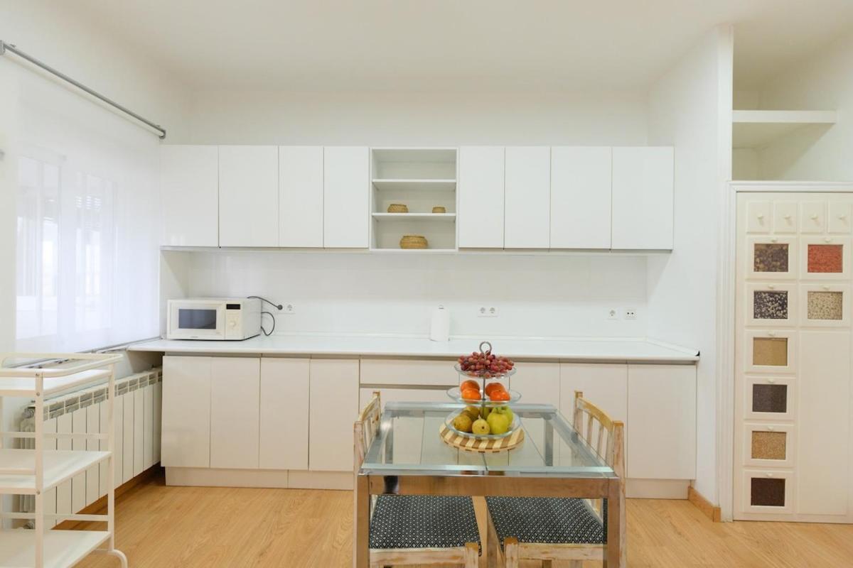 Apartamento Temporal Charmartin 4 Torres 2 Cas292